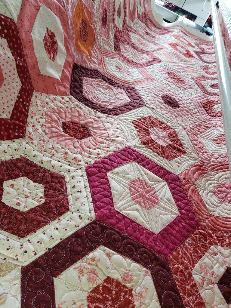 custom made quilts/ custom quilts for sale / made to order quilts / custom cotton quilts / handmade quilts for sale