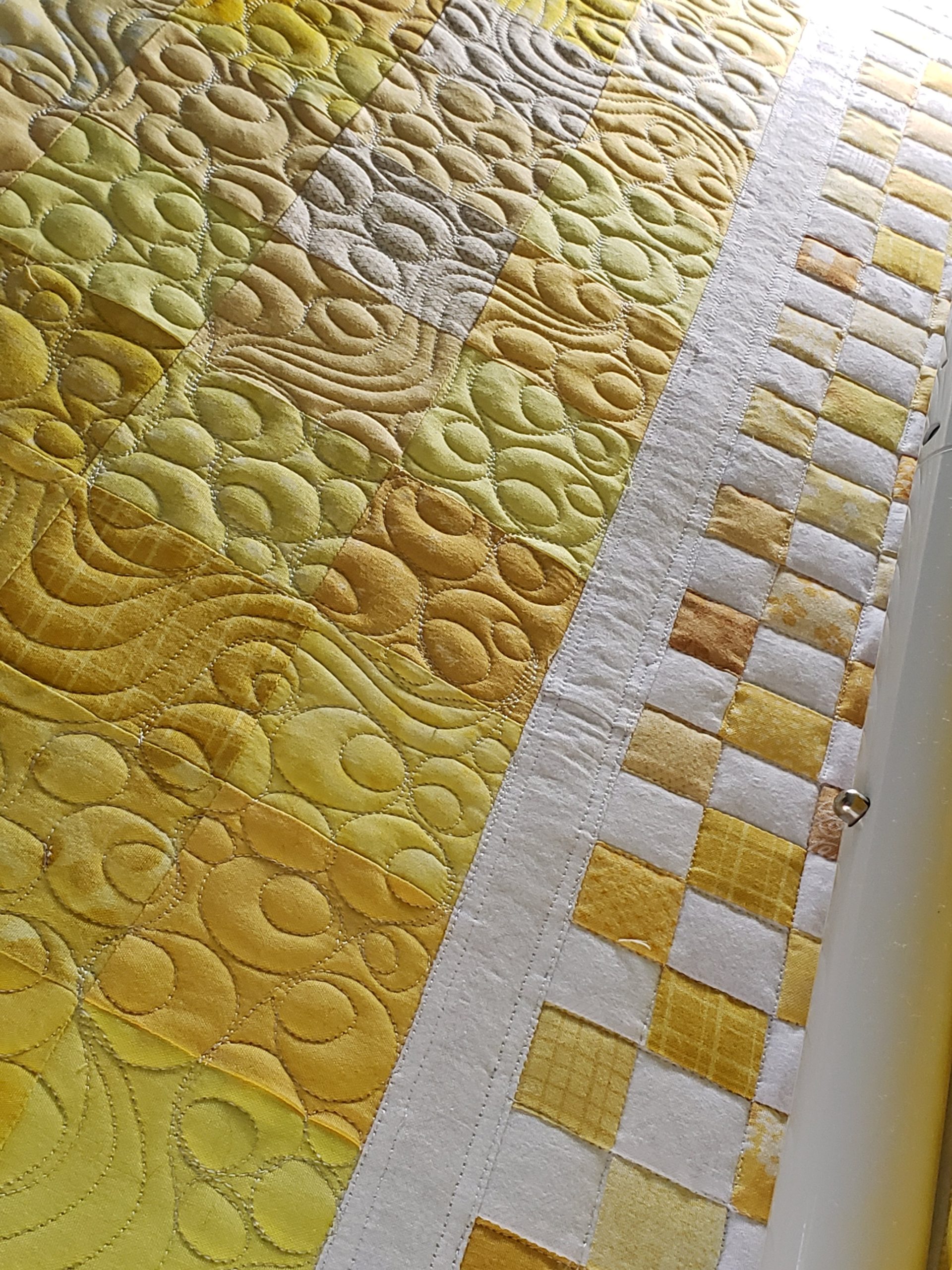 handmade Quilts for sale/ Beautiful Heirloom quilts for ordering. Custom Made Quilts
