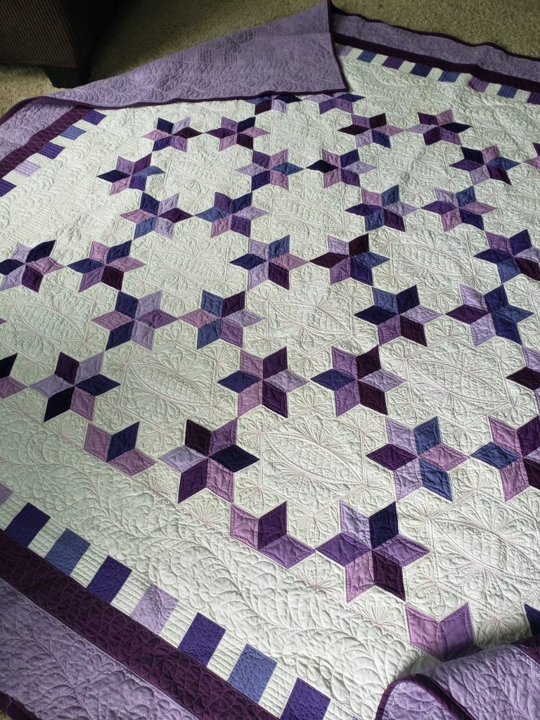 quilt for sale/ Beautiful Tulip Quilt/ Ready to Ship