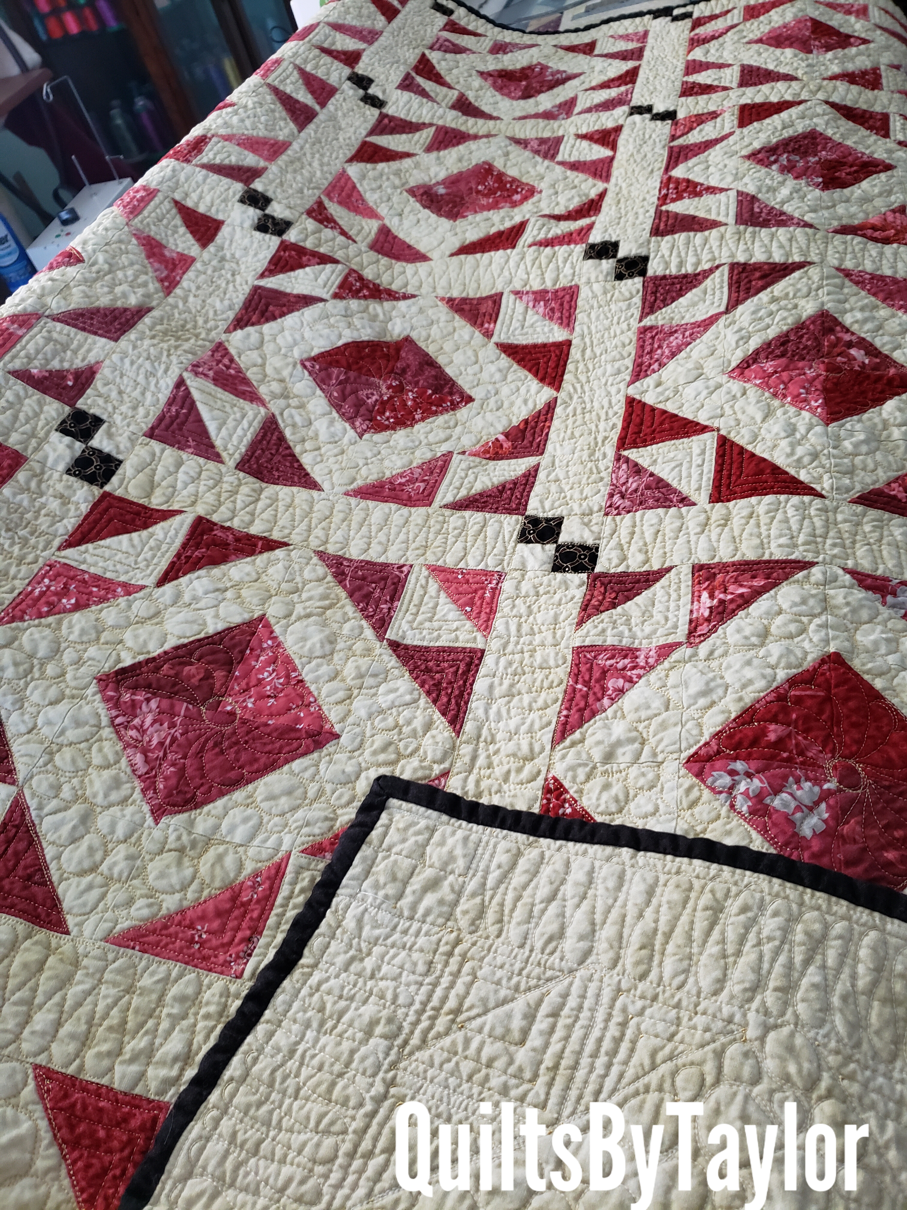 handmadequilt /quiltsforsale /readytoshipquilt /heirloomquilts /rosequilt /quiltsbytaylor