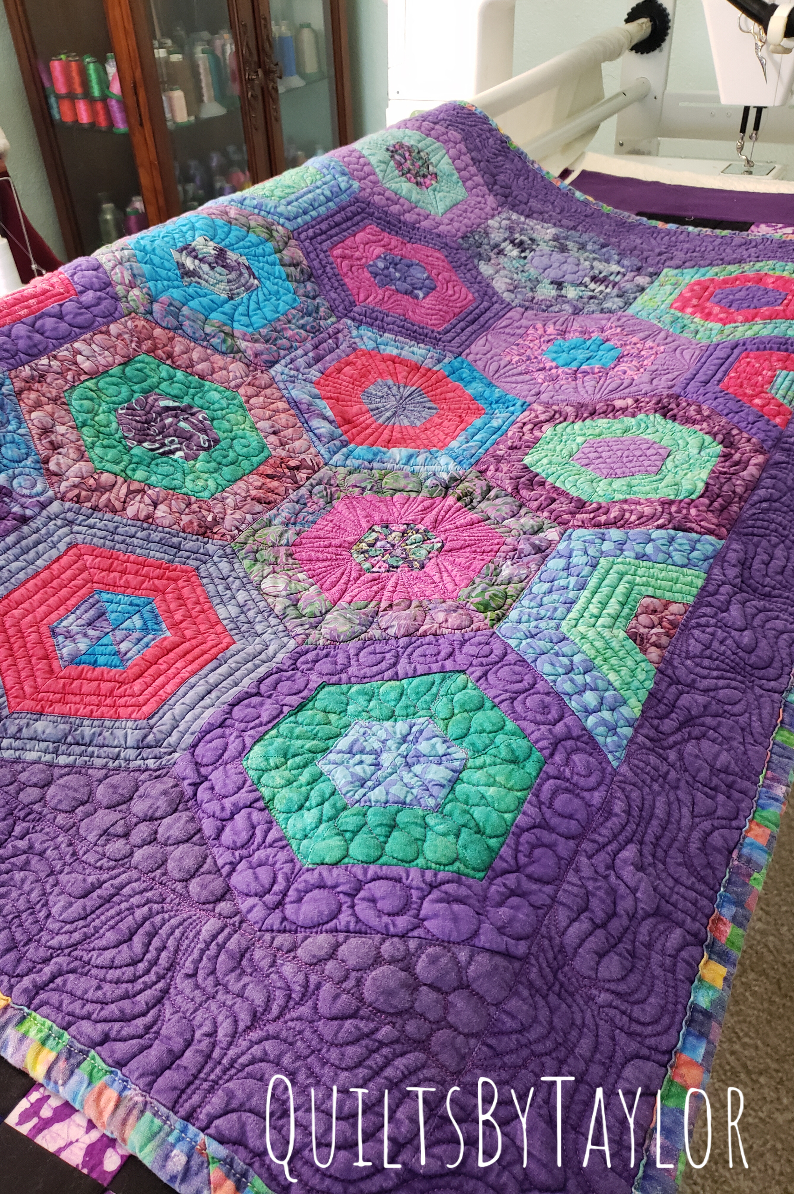 Quilts For Sale/ Quilt for Sale/ Quilt for Sale Handmade handmade hexagon quilt rug quilted table rug hexagon quilt décor handmade quilted rug cotton quilt mini rug