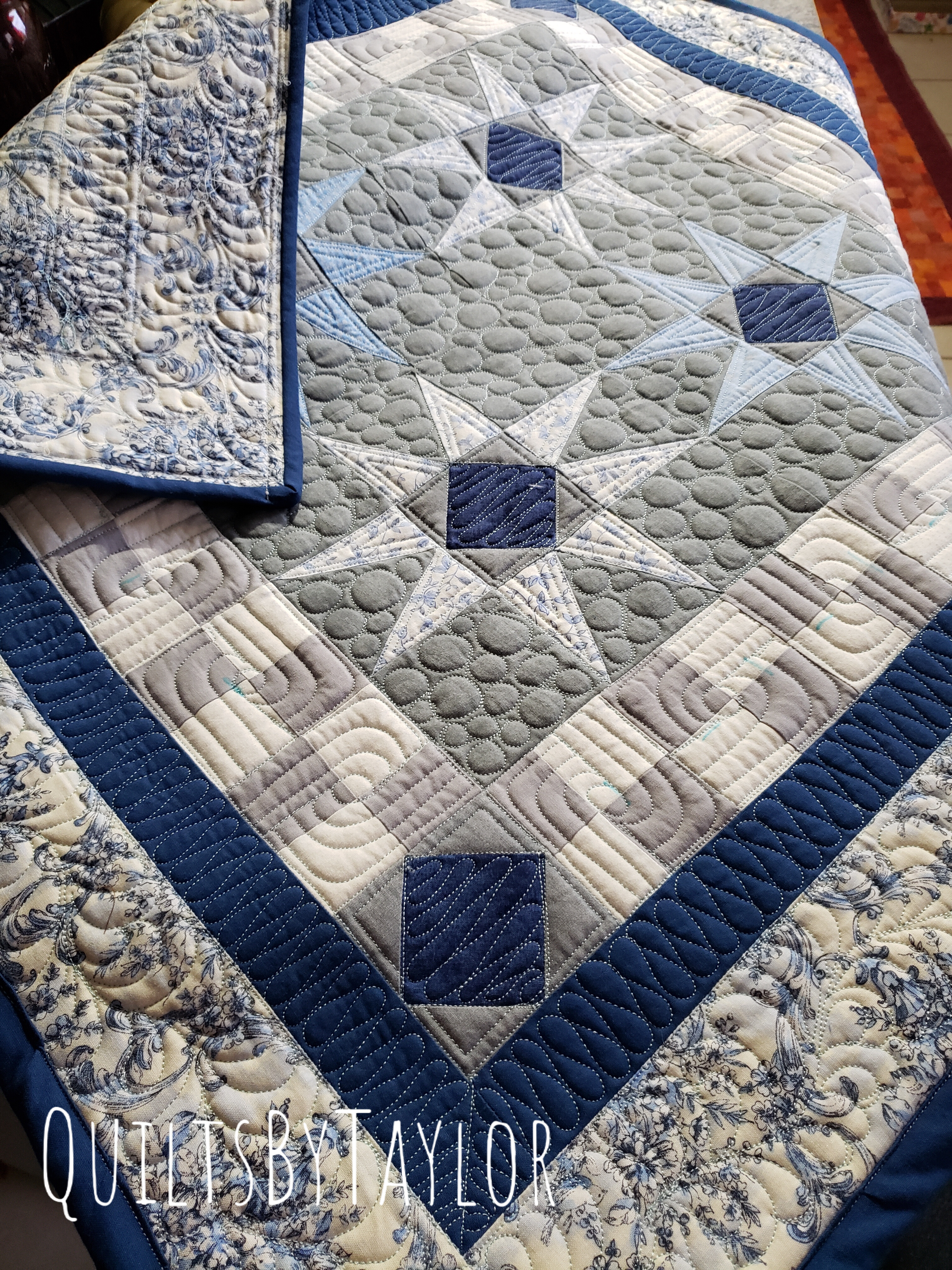 handmade quilted decor