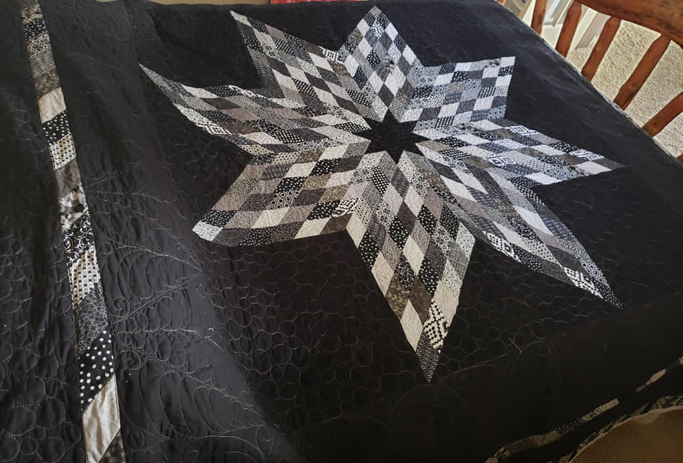 Quilts For Sale/ Quilt for Sale/ Quilt for Sale Handmade Lobe Star Quilt/ Made To order